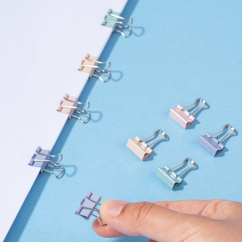 ديلي ملقط ورق - نمرة 6 - 15 مم -أحمر الأصفر الأخضر الأزرق - E8556C