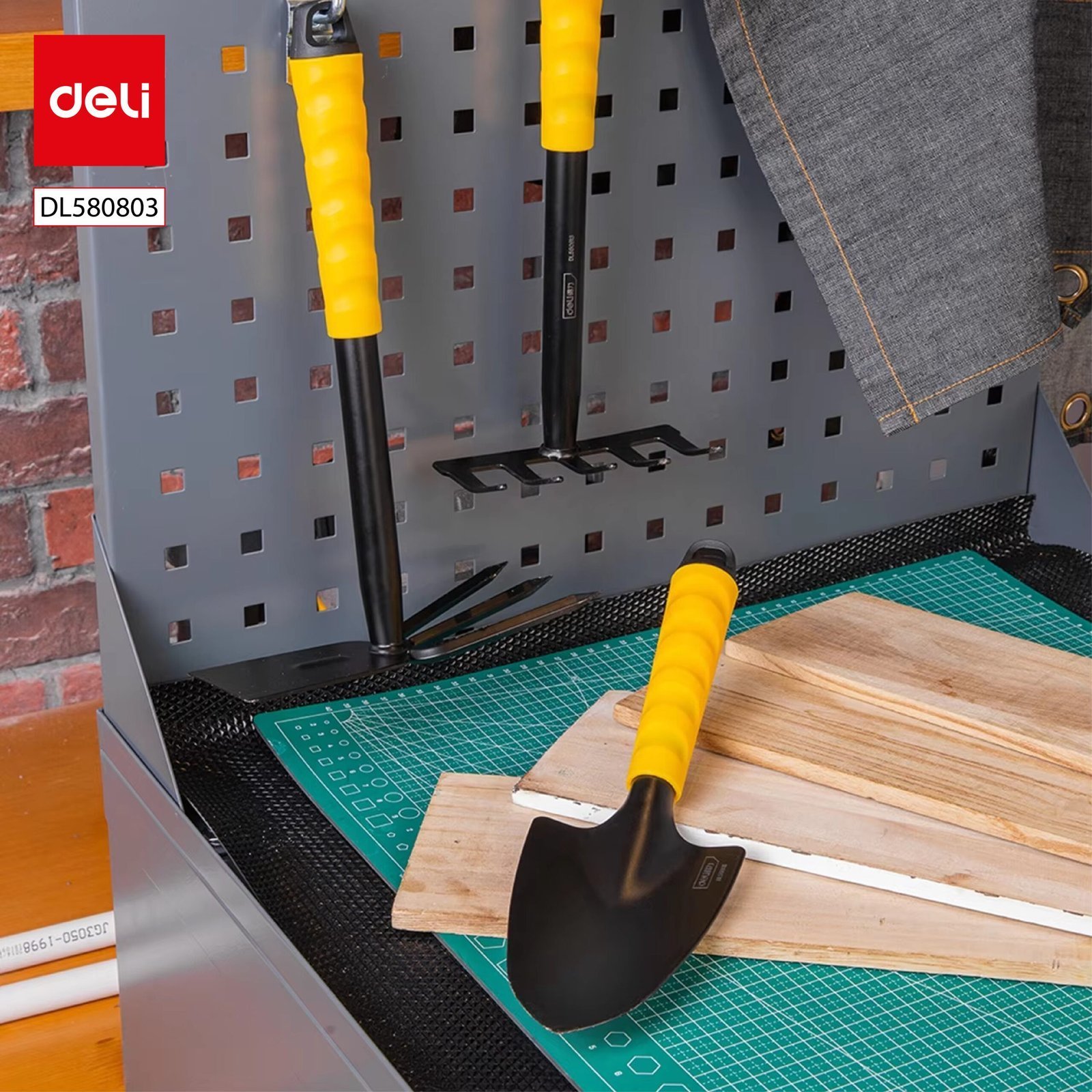 DL580803 (6) ديلي مجموعة أدوات المزارع - مجرفة ومجرفة 3 في 1 - أصفر - 580803DL