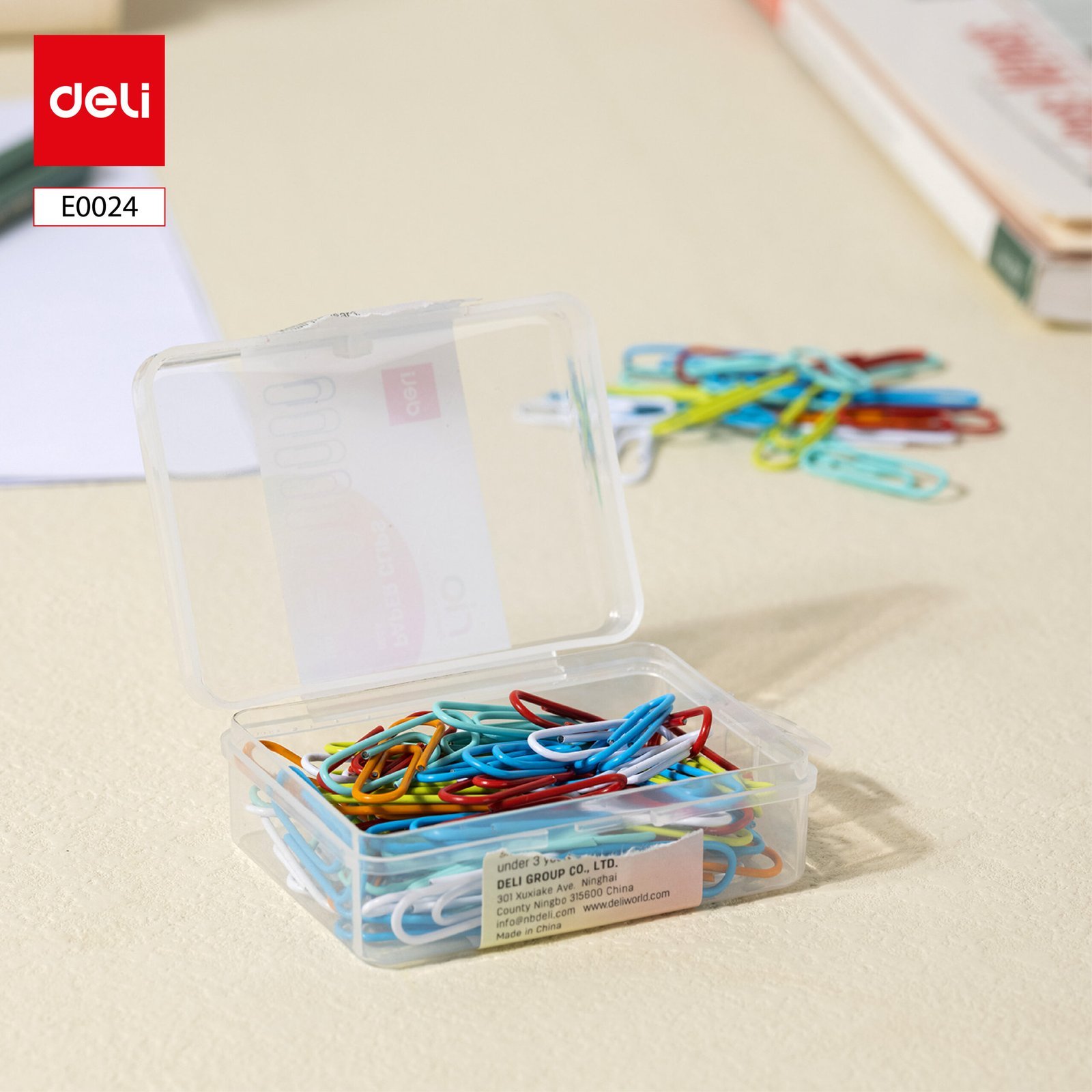 ديلي مشابك ورق - 293 مم - ألوان مختلفة . E0024