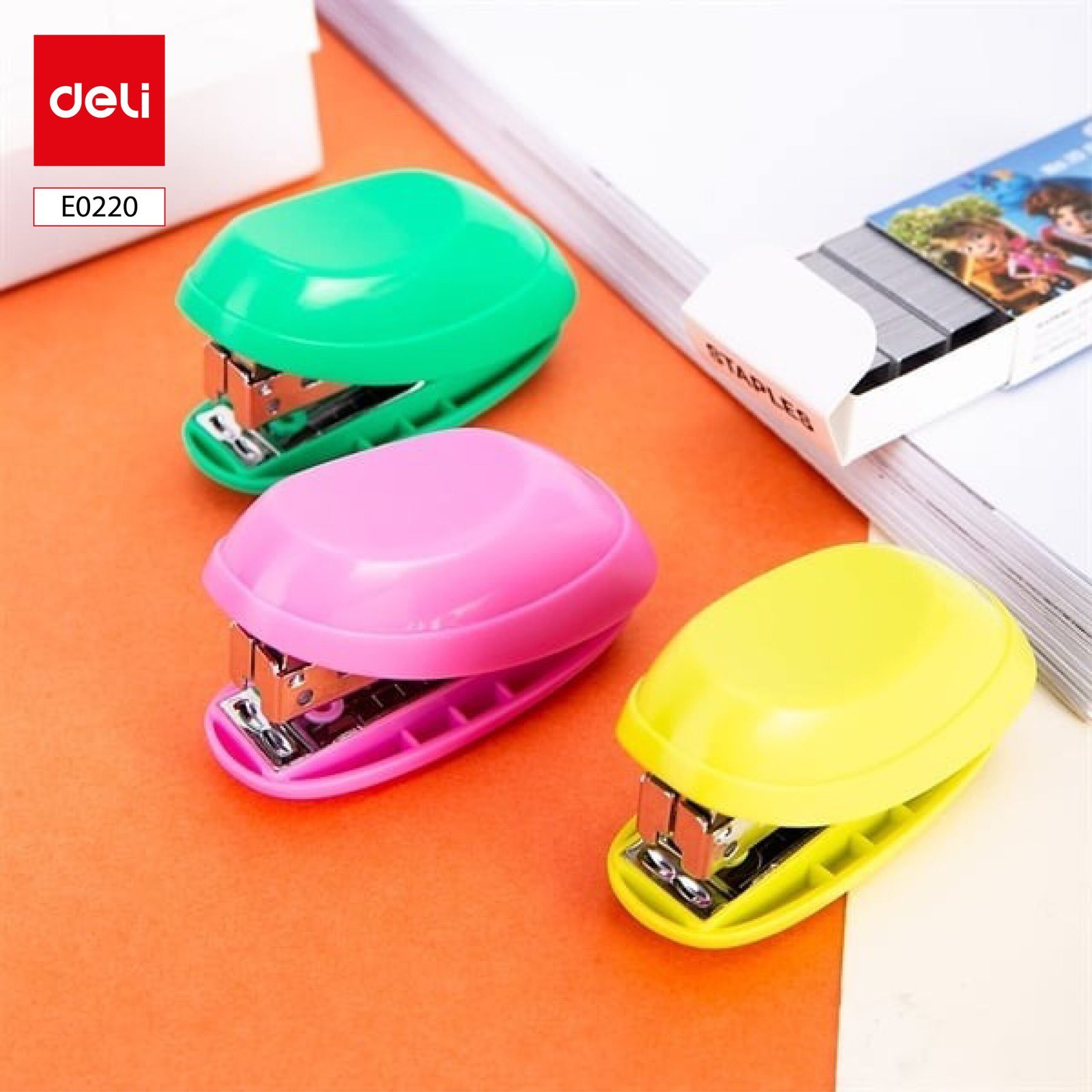 ديلي خرازة مدرسية للأطفال - نمرة 10 - ألوان نيون - 15 صفحة - مع علبة خرزات - E0220