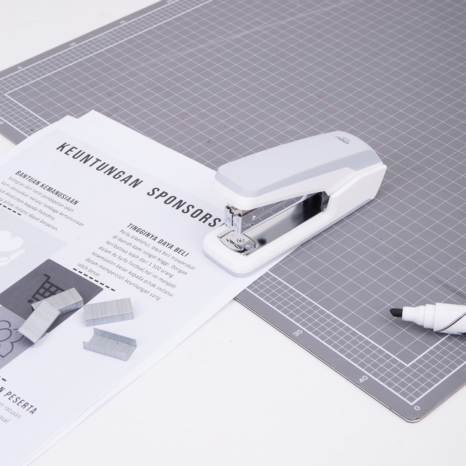 ديلي خرازة مكتبية - 25 صفحة -( أبيض -أسود ) - E0464