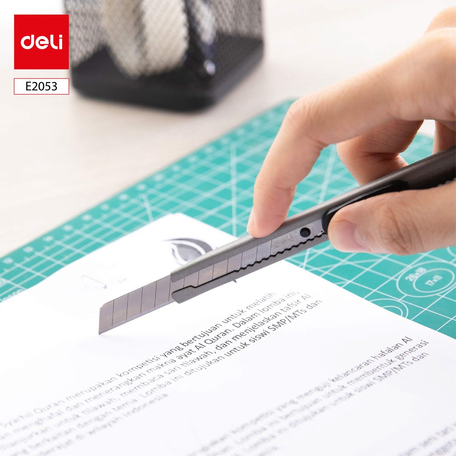 ديلي مشرط رفيع معدن- نصلة 13 رأس- فضي- E2053