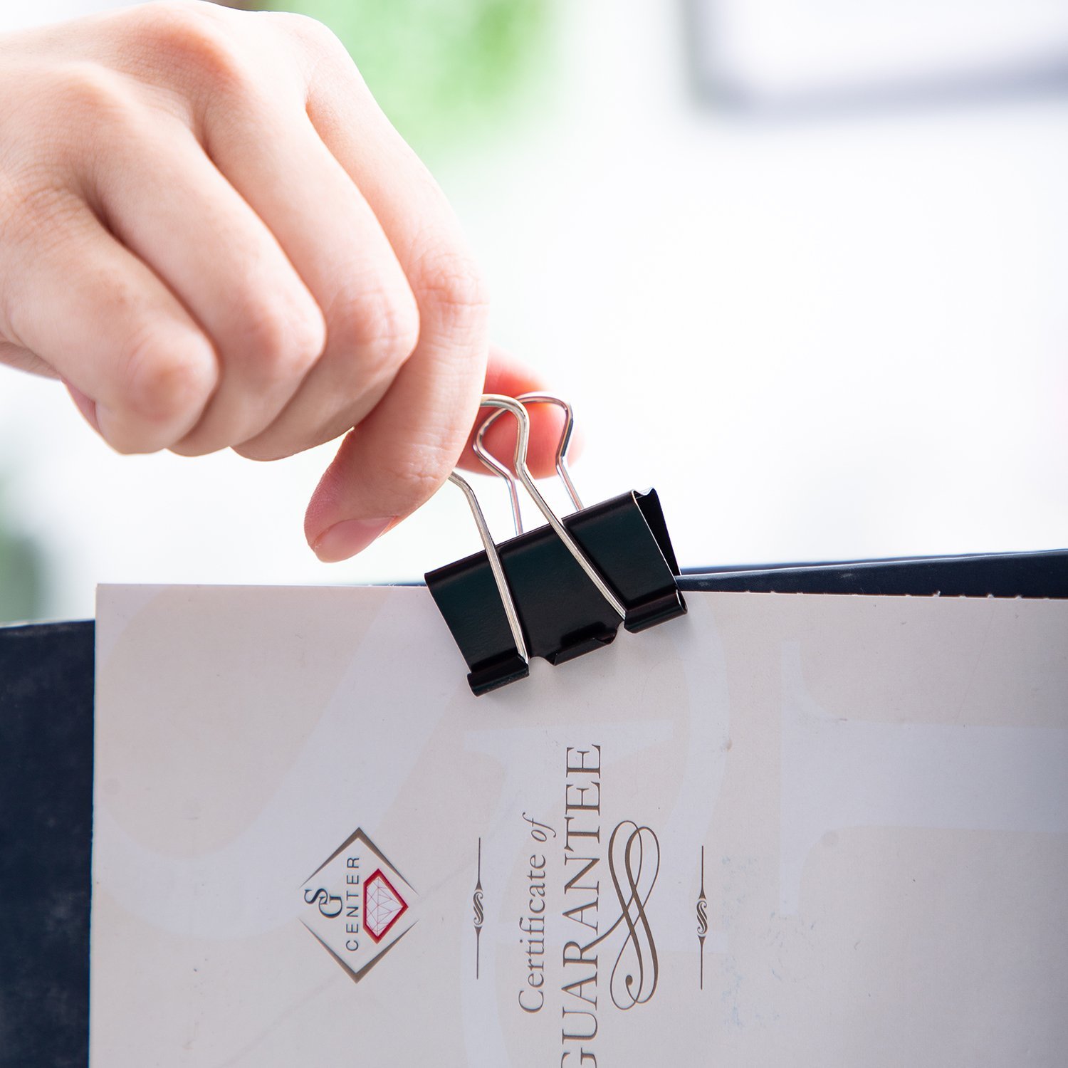 ديلي ملقط ورق 32مم اسود E38563