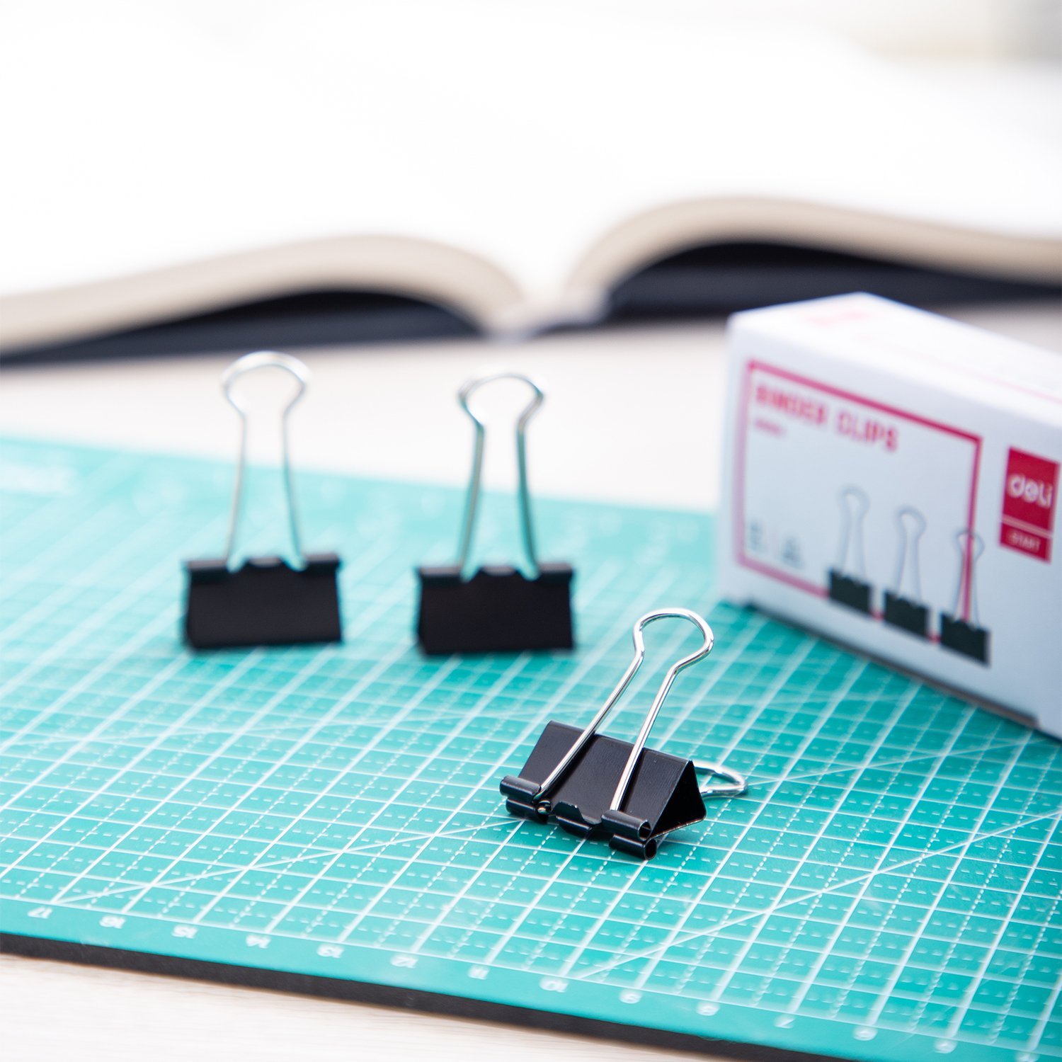 ديلي ملقط ورق 25مم اسود E38564