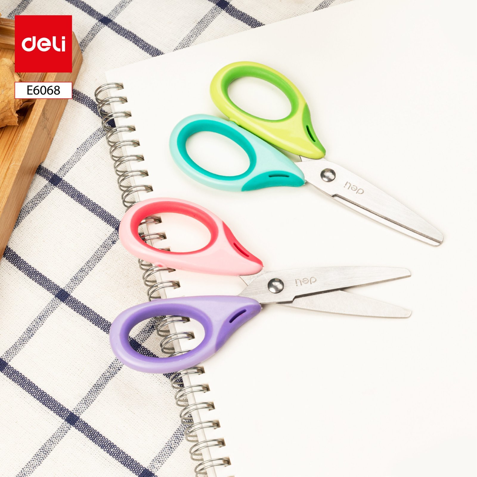 E6068-0 ديلي مقص معدن مدرسي للاطفال11.5-سم -ملون - E6068