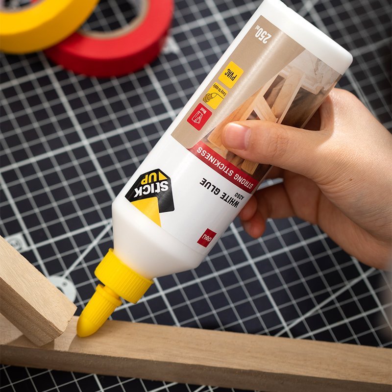 ديلي غراء لاصق - 250 مل - أبيض - EA260