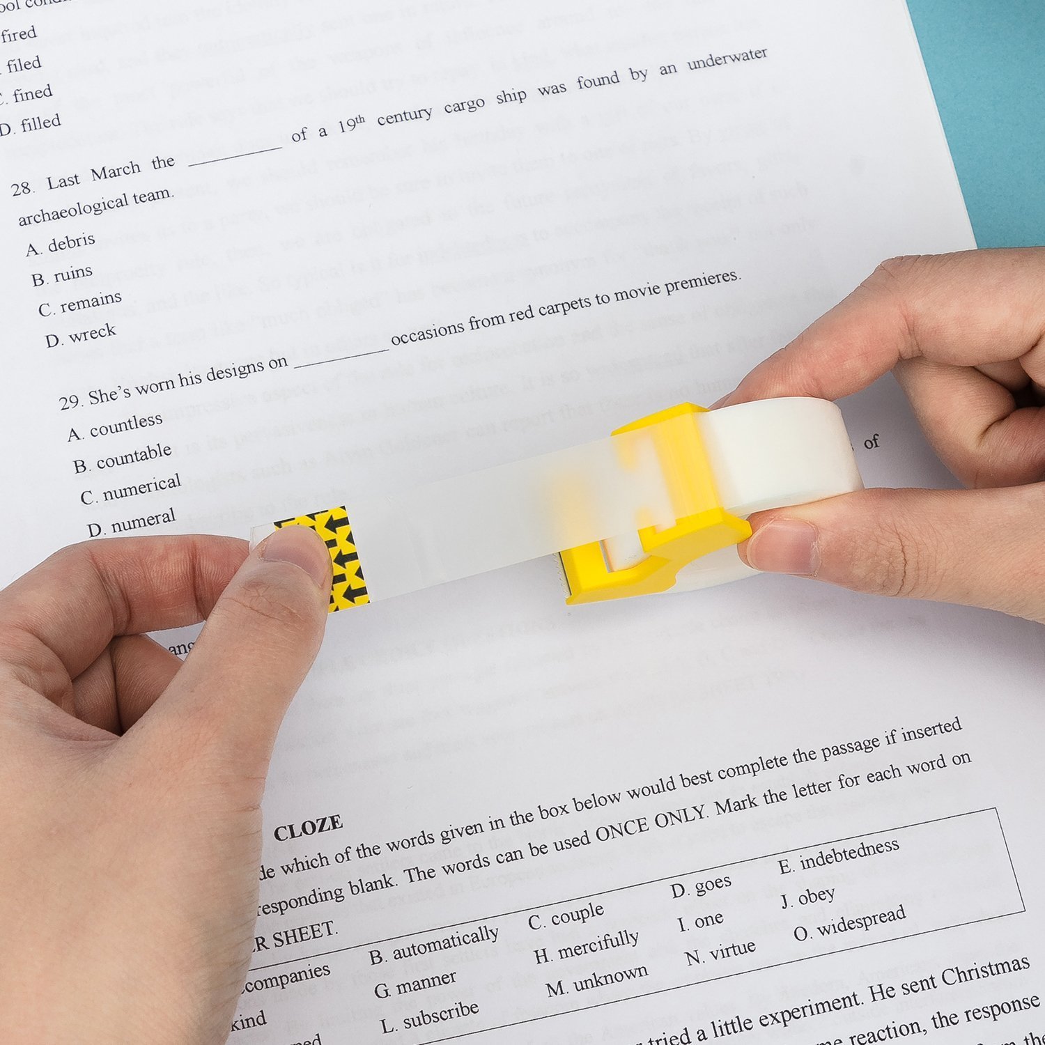 ديلي بكرة شريط لاصق 20 يارد 18مم شفاف EA30611