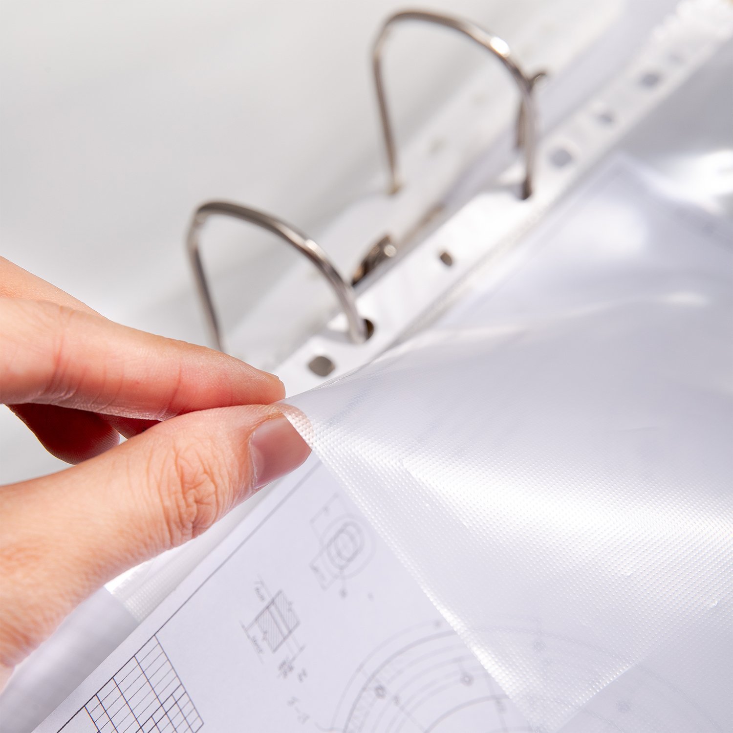 ديلي مصنف مثقب 4A- سماكة 40 -شفاف- EF20102