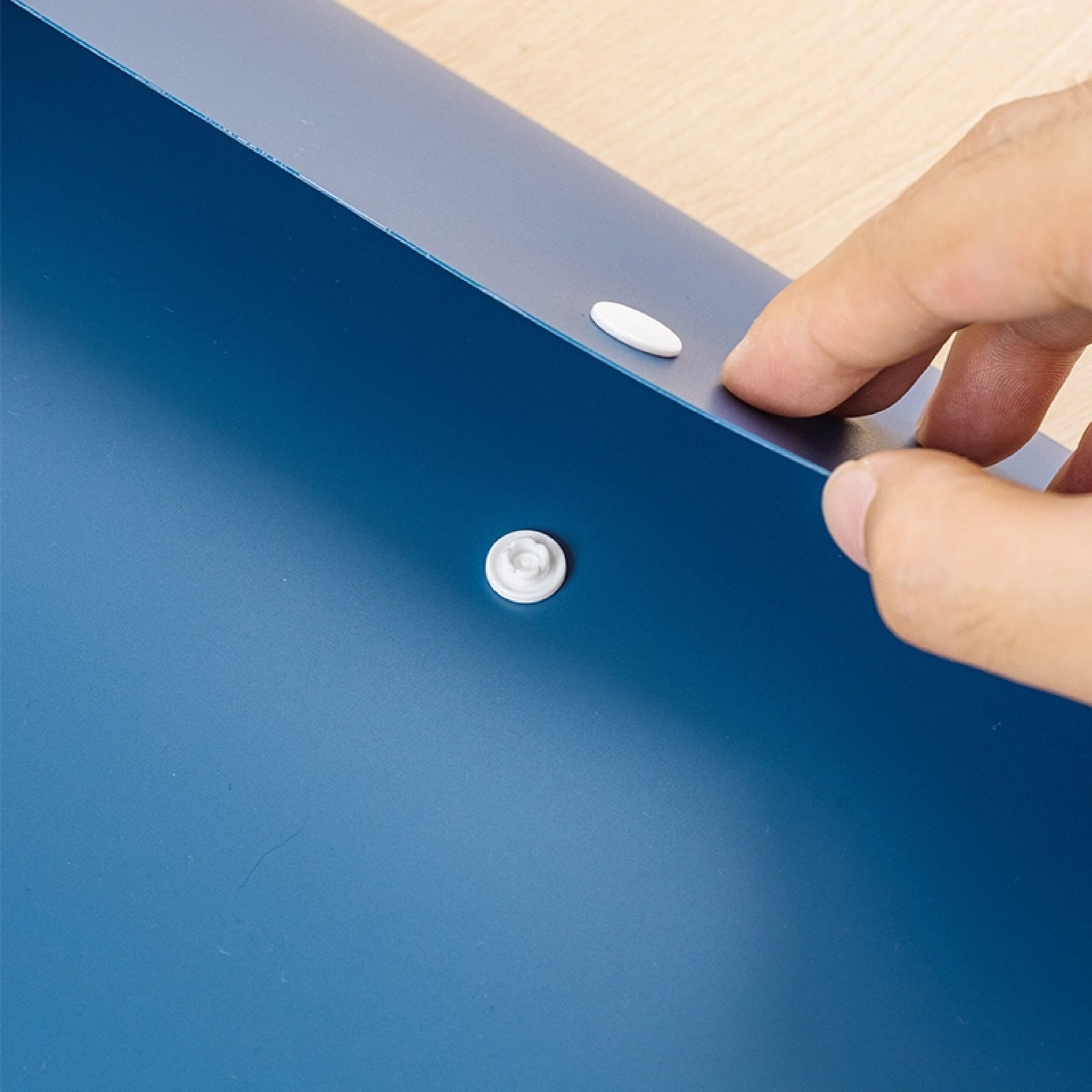 ديلي مصنف حقيبة 8 قسم - قياس - A4 إغلاق بكبسة - أبيض / أزرق زيتي) - EF606