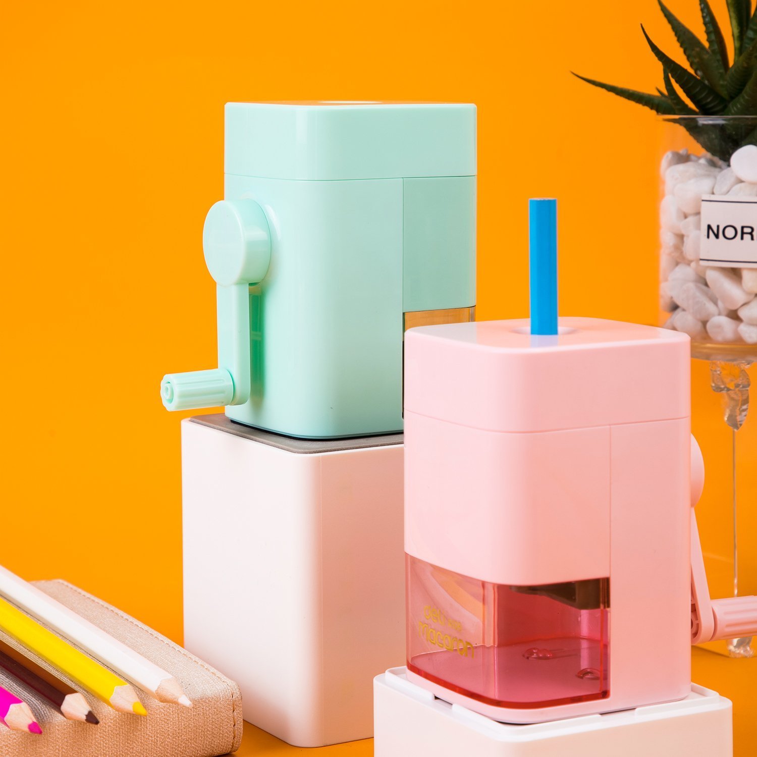 ديلي مبراة مناويل درج خزان ER10604