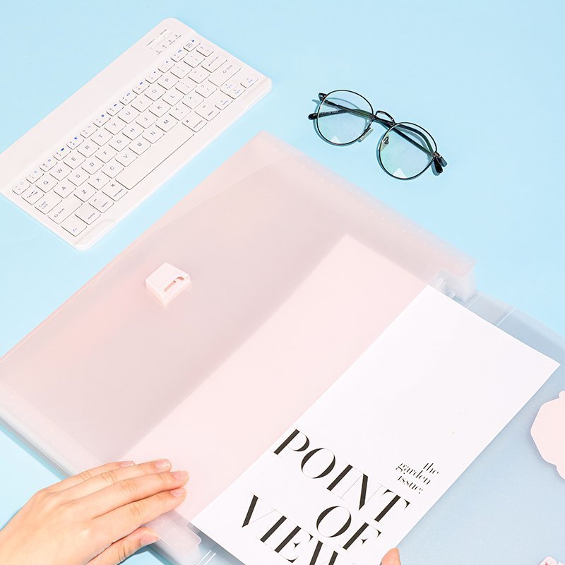 ديلي مصنف حقيبة 13 قسم - قياس 4A - مع مسكة - إغلاق بقفل - (زهر‏ /أخضر‏ /برتقالي‏ /أزرق‏ ) - PM306