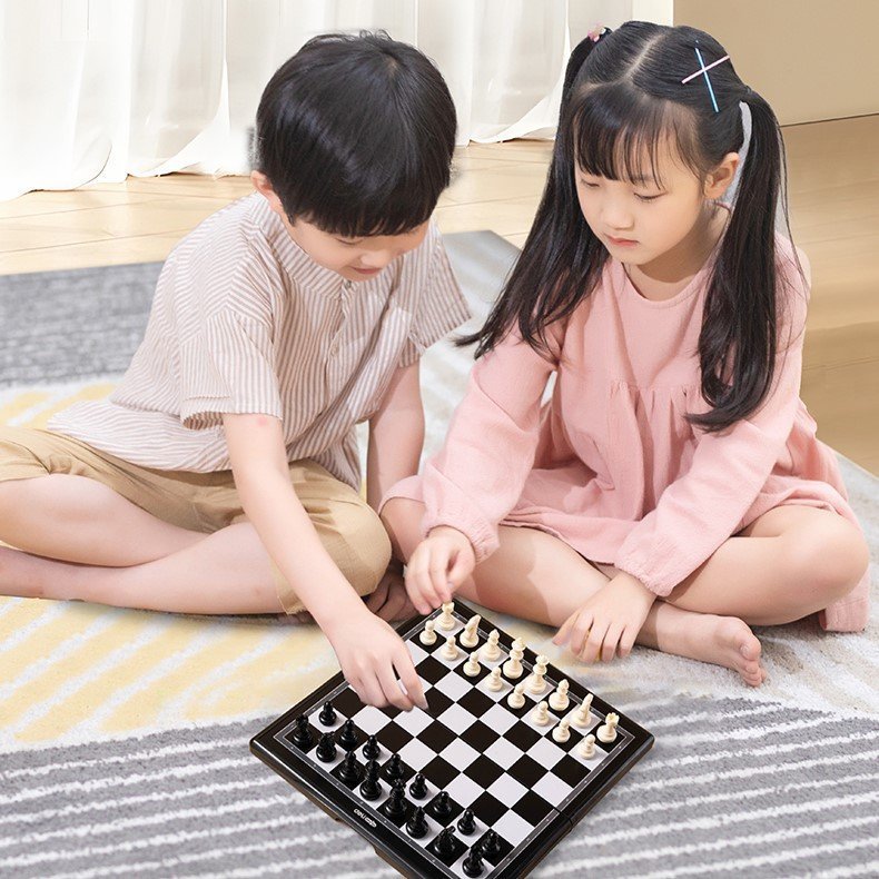 ديلي مجموعة شطرنج مغناطيسية - متوسطة الحجم - 300*285*15 مم -G-YW110